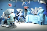 Вместо необходимых аппаратов Киеву купят «робохирурга»